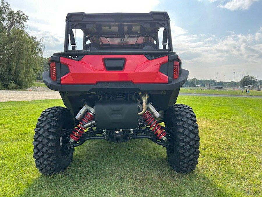 2025 Polaris GENERAL® XP 4 1000 Ultimate Indy Red