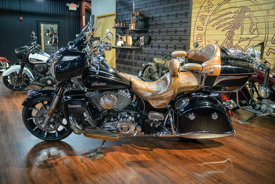 2016 Indian Motorcycle® Roadmaster® Thunder Black