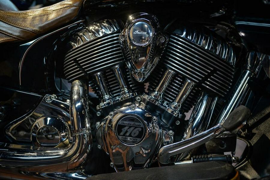 2016 Indian Motorcycle® Roadmaster® Thunder Black