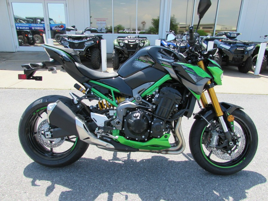 2024 Kawasaki ZR900MRFNL