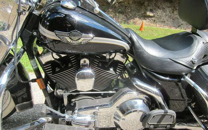 2003 Harley-Davidson® FLHRCI ROAD KING