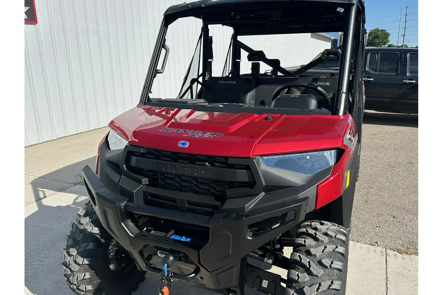 2025 Polaris Industries RANGER CREW XP 1000 PREMIUM - SUNSET RED