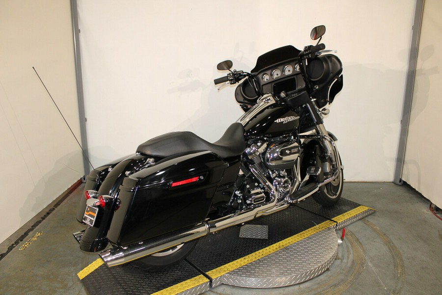 Used 2019 Harley-Davidson Street Glide Grand American Touring Motorcycle For Sale In Miami, Florida