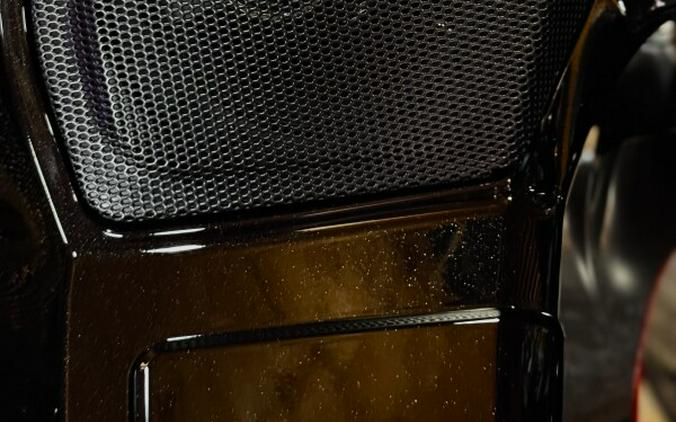 2026 Harley-Davidson® CVO Road Glide ST Citrus Heat Re-Entry