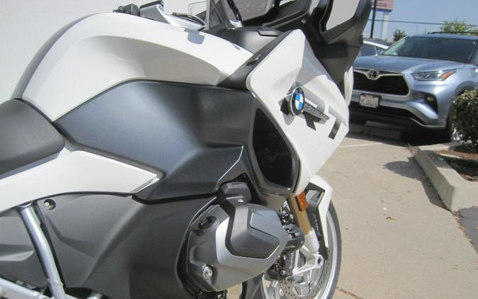 2024 BMW R 1250 RT Alpine White 3