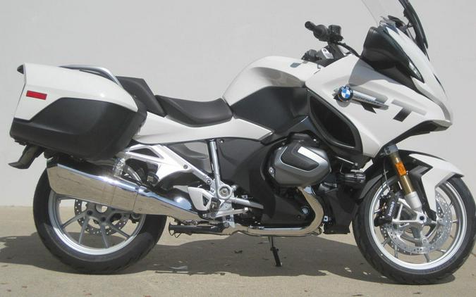 2024 BMW R 1250 RT Alpine White 3