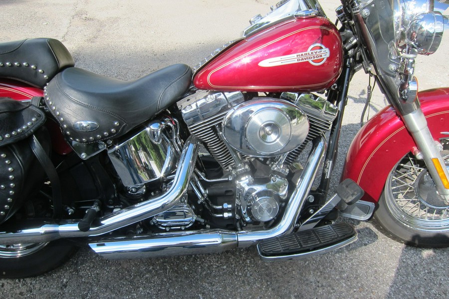 2004 Harley-Davidson® FLSTC Heritage Softail Classic