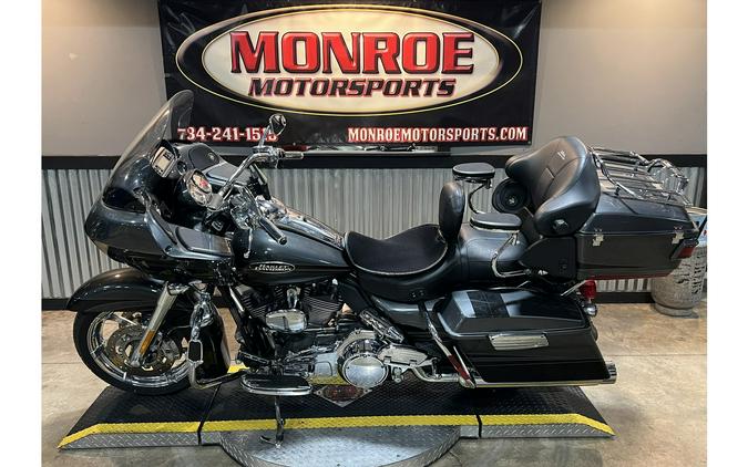 2011 CVO ROAD GLIDE ULTRA - Harley-Davidson®