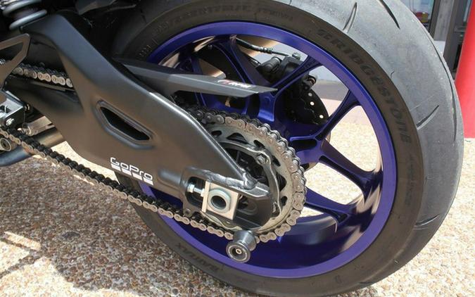 2023 Yamaha YZF-R1