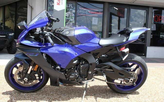 2023 Yamaha YZF-R1