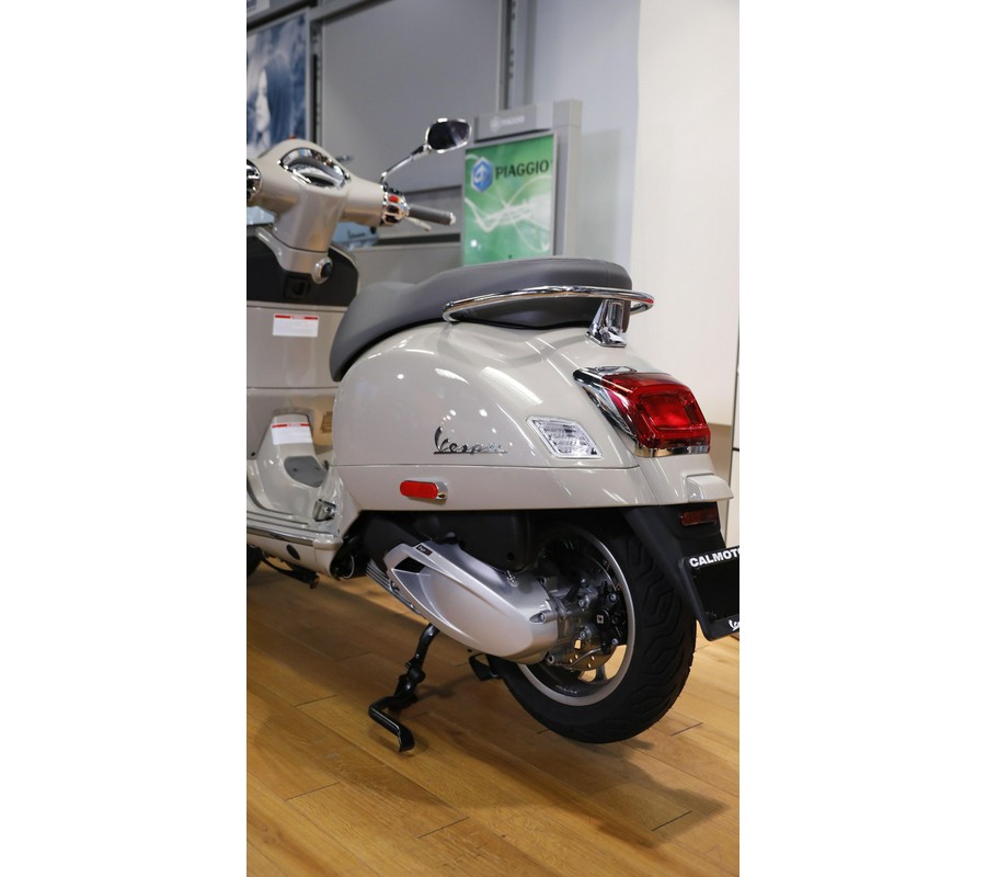 2027 Vespa GTS 310 SUPERAVVOLGENTE