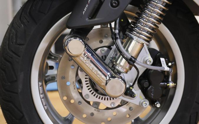 2027 Vespa GTS 310 SUPERAVVOLGENTE