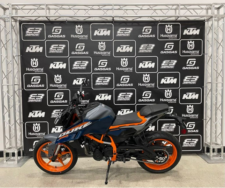 2024 KTM 390 Duke