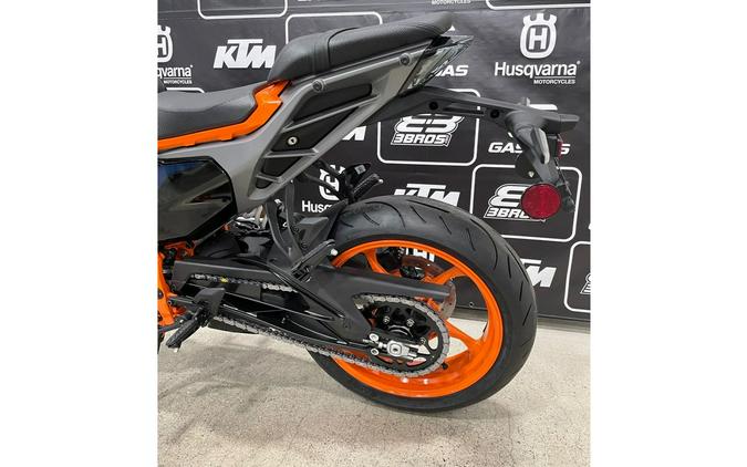 2024 KTM 390 Duke