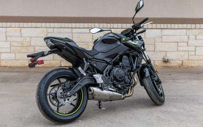 New 2024 KAWASAKI Z650 METALLIC MATTE DARK GRAY AND METALLIC SPARK BLACK