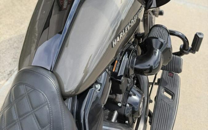 2021 Harley-Davidson CVO Road Glide Bronze Armor