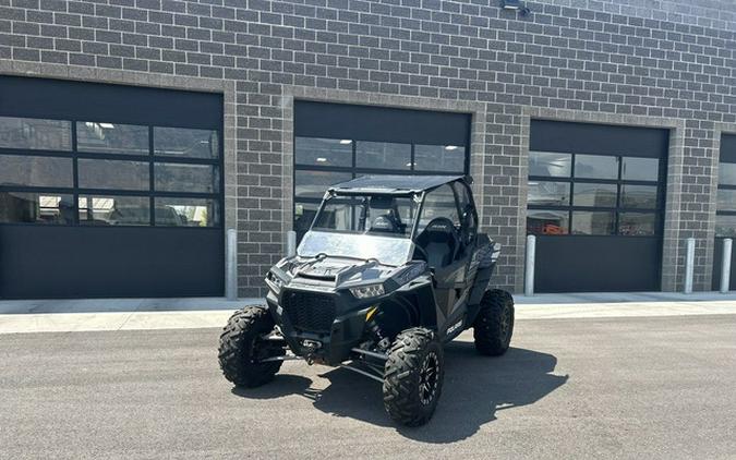 2017 Polaris RZR XP Turbo EPS Titanium Matte Metallic