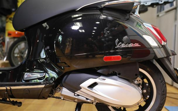 2027 Vespa GTS 310 SUPER