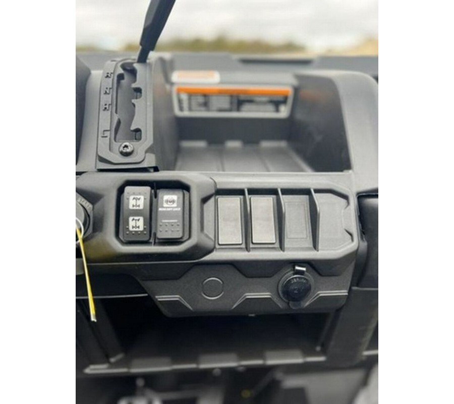2026 Can-Am Defender MAX DPS HD7 Compass Green