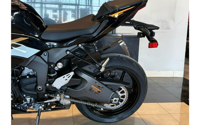 2026 Kawasaki NINJA ZX-6R BASE