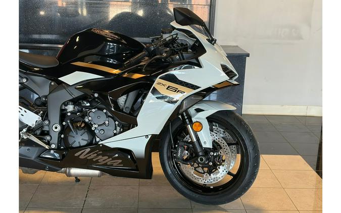 2026 Kawasaki NINJA ZX-6R BASE