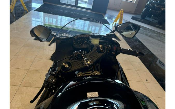 2026 Kawasaki NINJA ZX-6R BASE