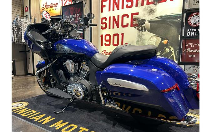 2022 CHALLENGER LIMITED, SPRT BLU/BLK MTLC, 49ST - Indian Motorcycle