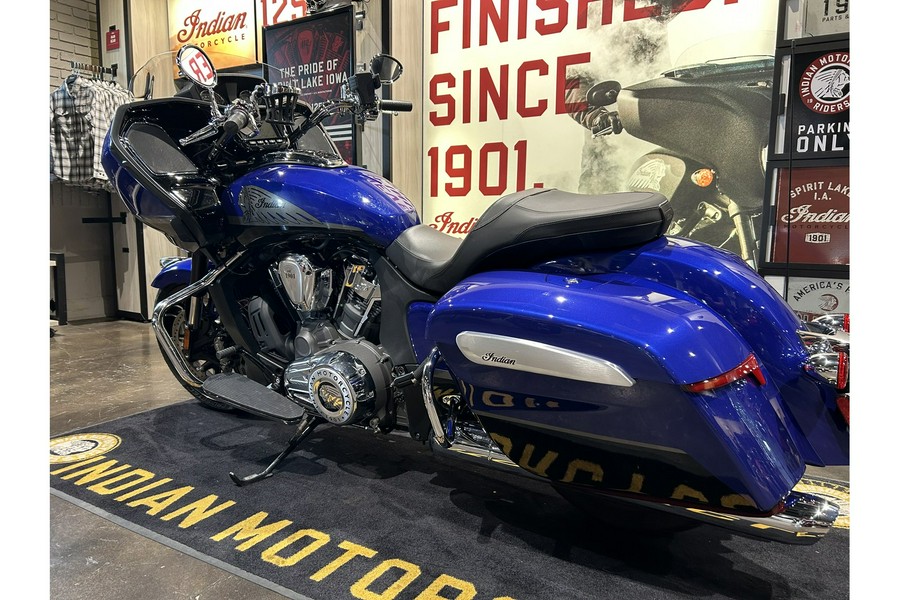2022 CHALLENGER LIMITED, SPRT BLU/BLK MTLC, 49ST - Indian Motorcycle