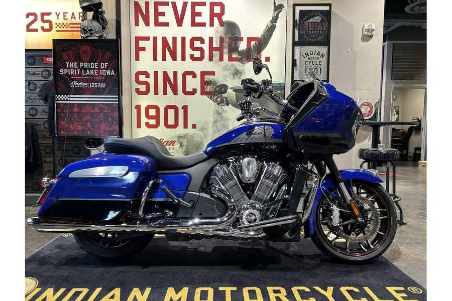 2022 CHALLENGER LIMITED, SPRT BLU/BLK MTLC, 49ST - Indian Motorcycle