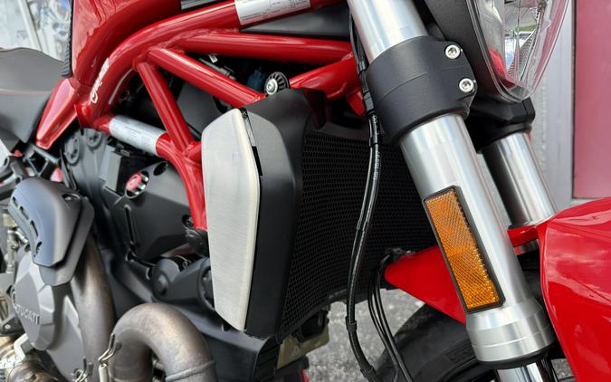 2021 Ducati Monster 1200 - 25992C