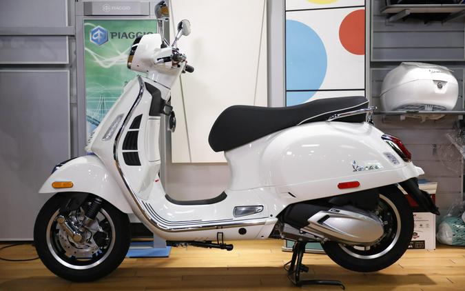 2027 Vespa GTS 310 SUPER