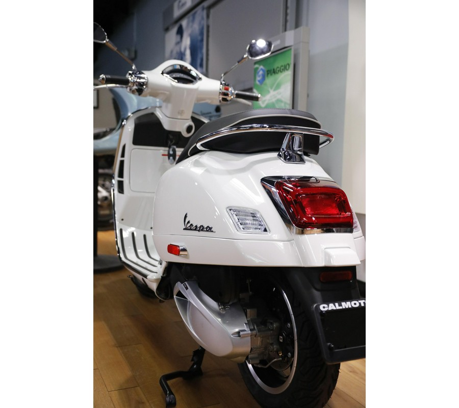 2027 Vespa GTS 310 SUPER