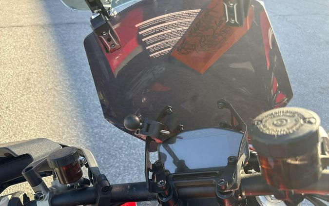 2020 Ducati HYPERMOTARD 950