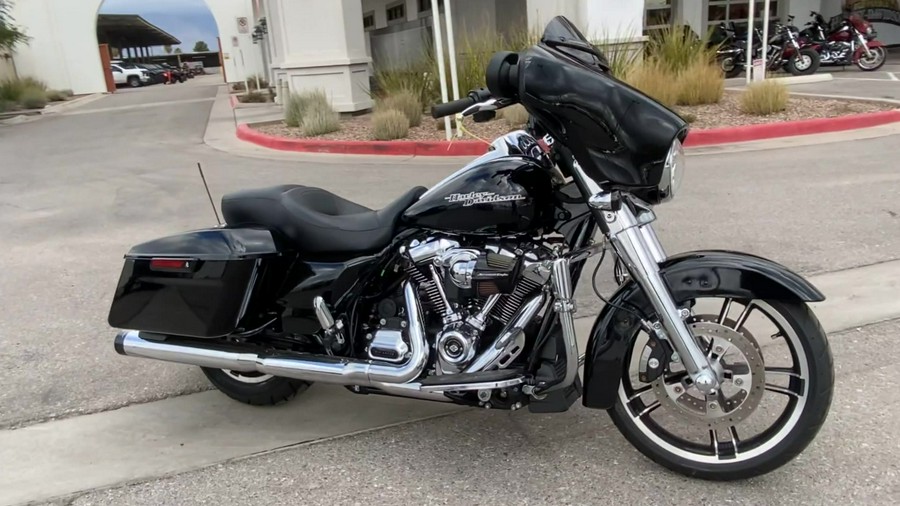 2019 Harley-Davidson® FLHX - Street Glide®