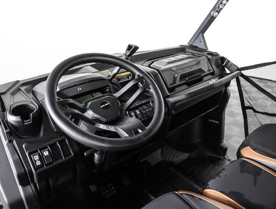 2024 Can-Am® Defender MAX Lone Star HD10