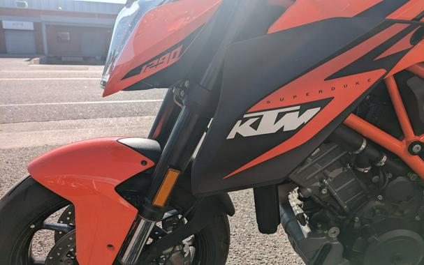 2016 KTM 1290 Super Duke R