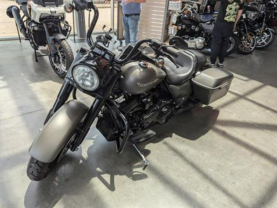 2018 Harley-Davidson FLHR