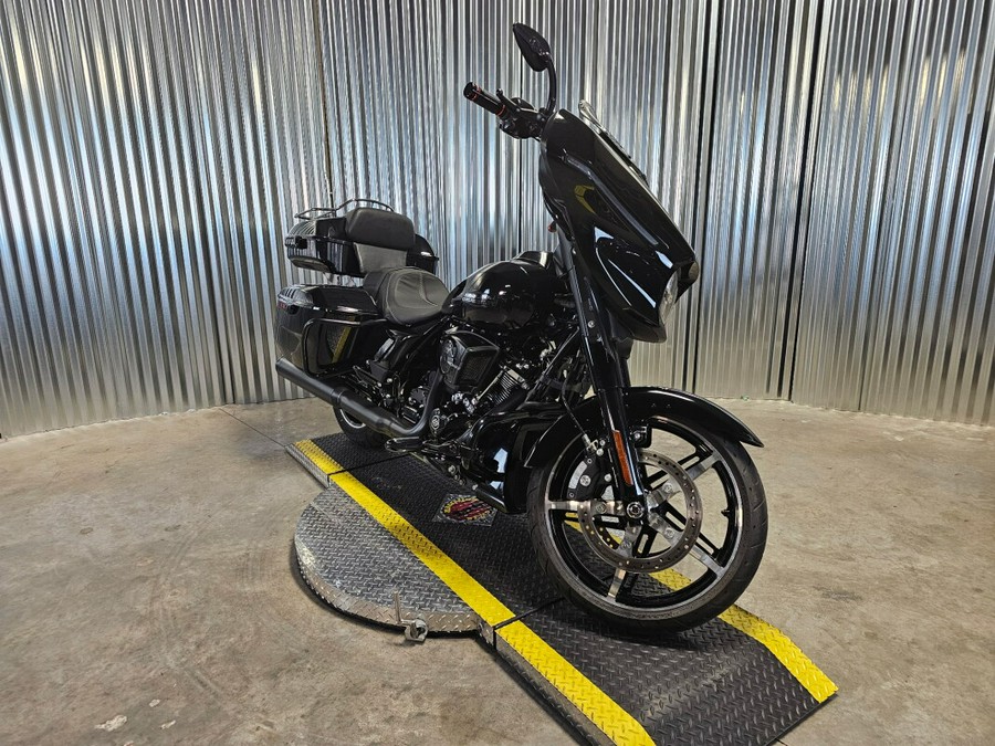 2024 Harley-Davidson Street Glide