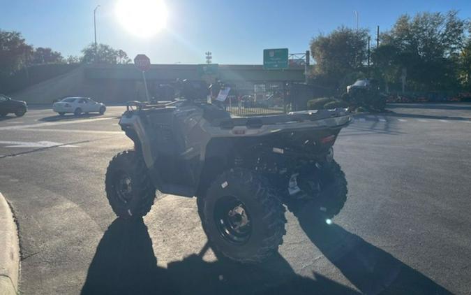 2026 Polaris® SPORTSMAN 570 DESERT SAND Base