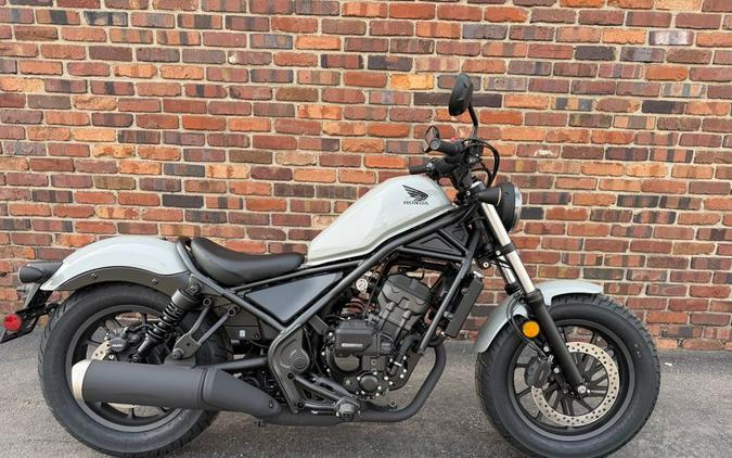 2026 Rebel 300 E-Clutch - Honda