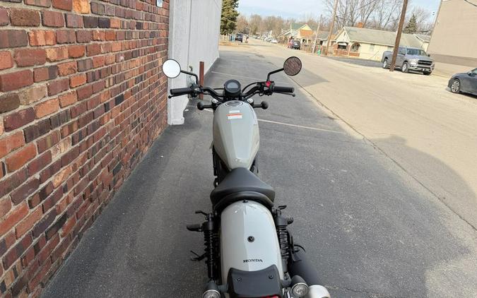 2026 Honda Rebel 300 E-Clutch