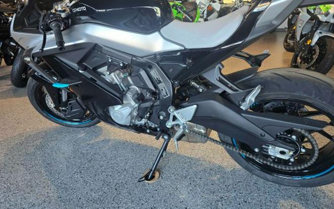 2025 CFMOTO 675SS