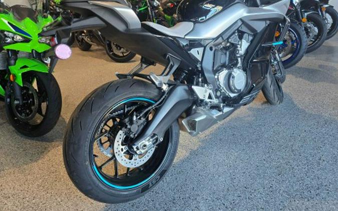 2025 CFMOTO 675SS