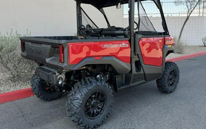 2026 Honda Pioneer 1000 Deluxe
