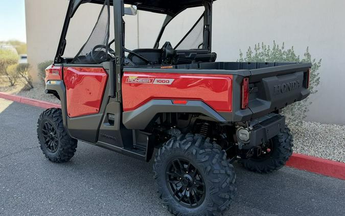 2026 Honda Pioneer 1000 Deluxe