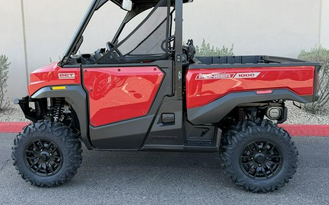 2026 Honda Pioneer 1000 Deluxe