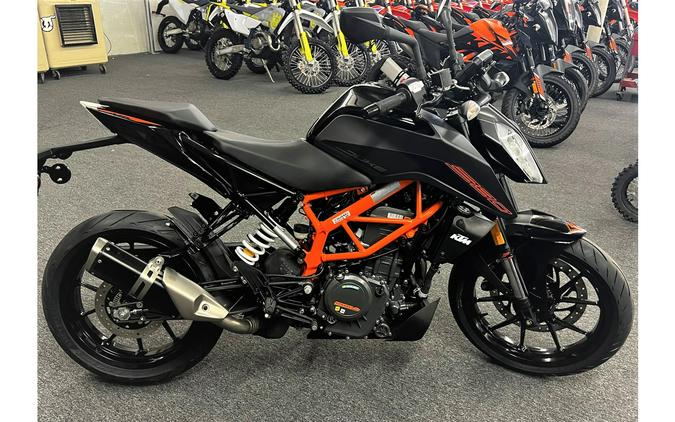 2023 KTM 390 DUKE