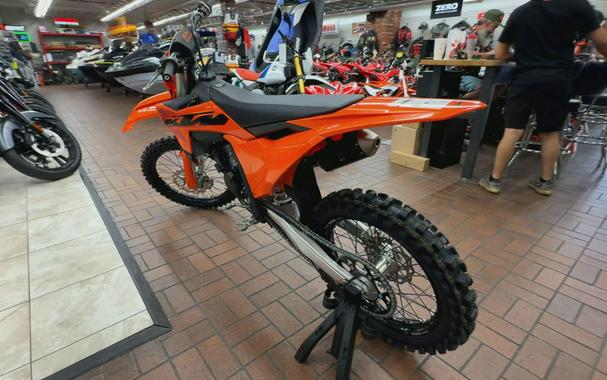 2025 KTM 125 SX