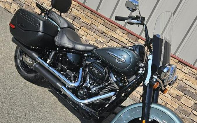 2020 Harley-Davidson® FLHCS - Heritage Classic 114