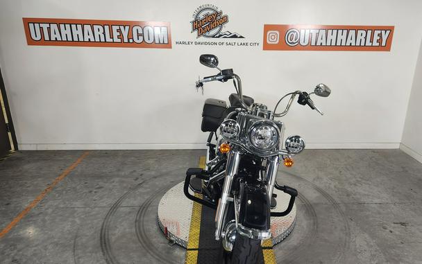 2022 Harley-Davidson Heritage Classic 114
